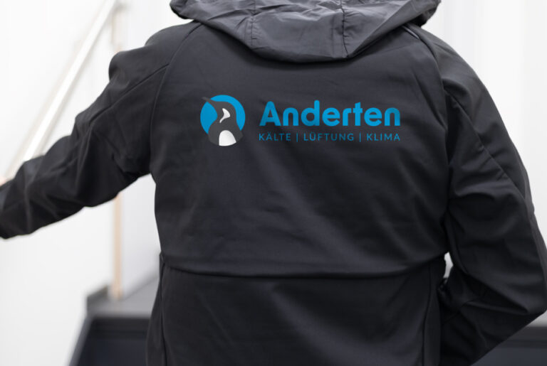Individuell bedruckte Regenjacke